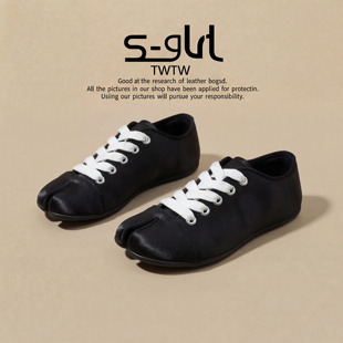 SGIRL TWTW2025春猪蹄分趾鞋女复古休闲鞋板鞋单鞋黑色系带德训鞋