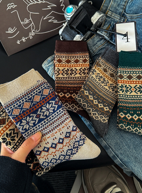 ADCACRORR复古民族风男士中筒袜子秋冬季纯棉防臭英伦长袜男生潮