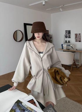 2025春季女装新款外套裙子休闲小众设计感收腰卫衣短裙时尚套装女