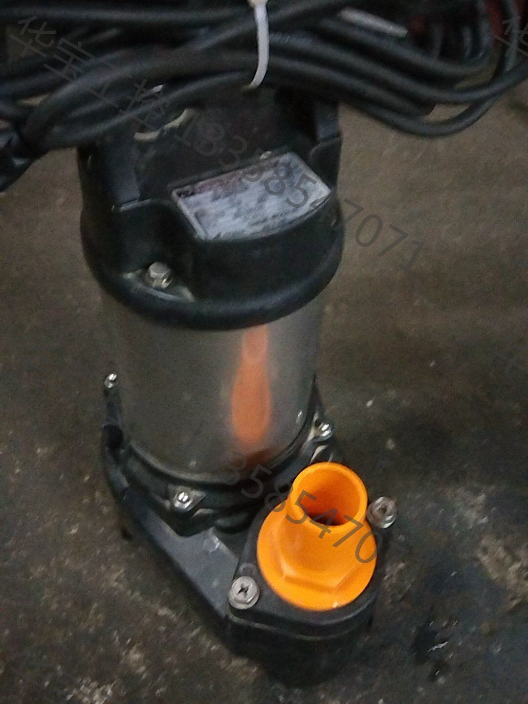 日本进口鹤见牌耐酸碱性潜水泵.原装220v.功率150w.扬