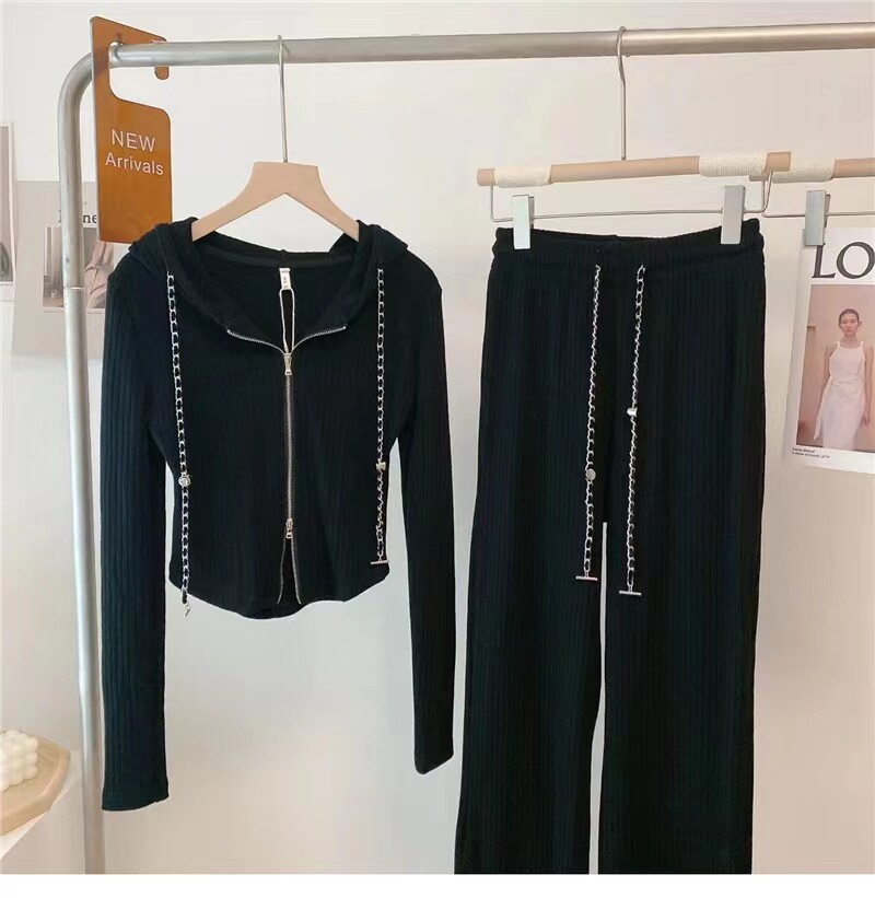 여성을위한 게으른 스타일 스포츠 정장 2024 가을 새로운 슬림 후드 긴팔 탑 캐주얼 바지 패션 투피스 세트