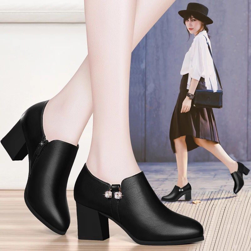 春季单鞋女2019新款韩版百搭高跟鞋女士中跟大码秋鞋子女粗跟皮鞋在类目 女鞋, 低帮鞋中 - 来自Buy2taobao.com提供专业的淘宝代购服务