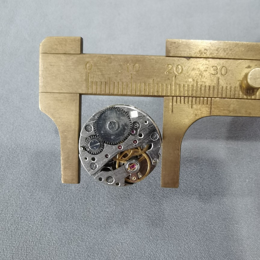 广州表拆机机芯旧表机芯20毫米蒸汽朋克材料diy袖口手工制作齿轮