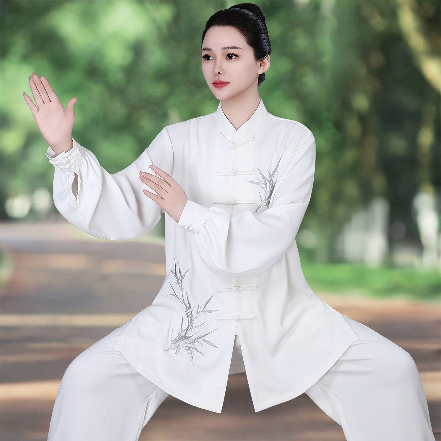男女同款太极服表演服练功服图片