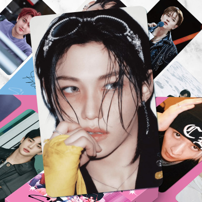110张男团straykids镭射小卡高颜值偶像周边明信片收藏卡片盒装