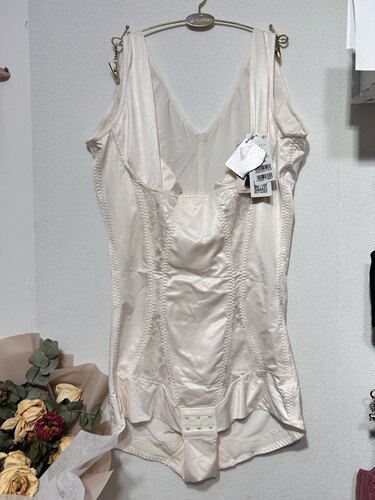 露蒂诗实体正品塑身衣收腰腹提臀连体三角排扣美体衣XL处理2Xl