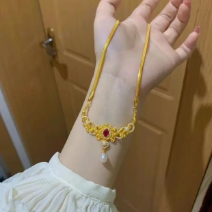 女士轻奢蛇骨链金色吊坠贝珠红锆石宫廷风高贵优雅百搭 新款