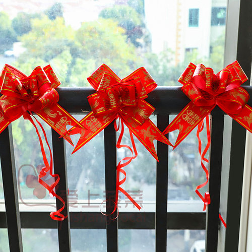 婚车拉花汽车后视镜装饰绑书本