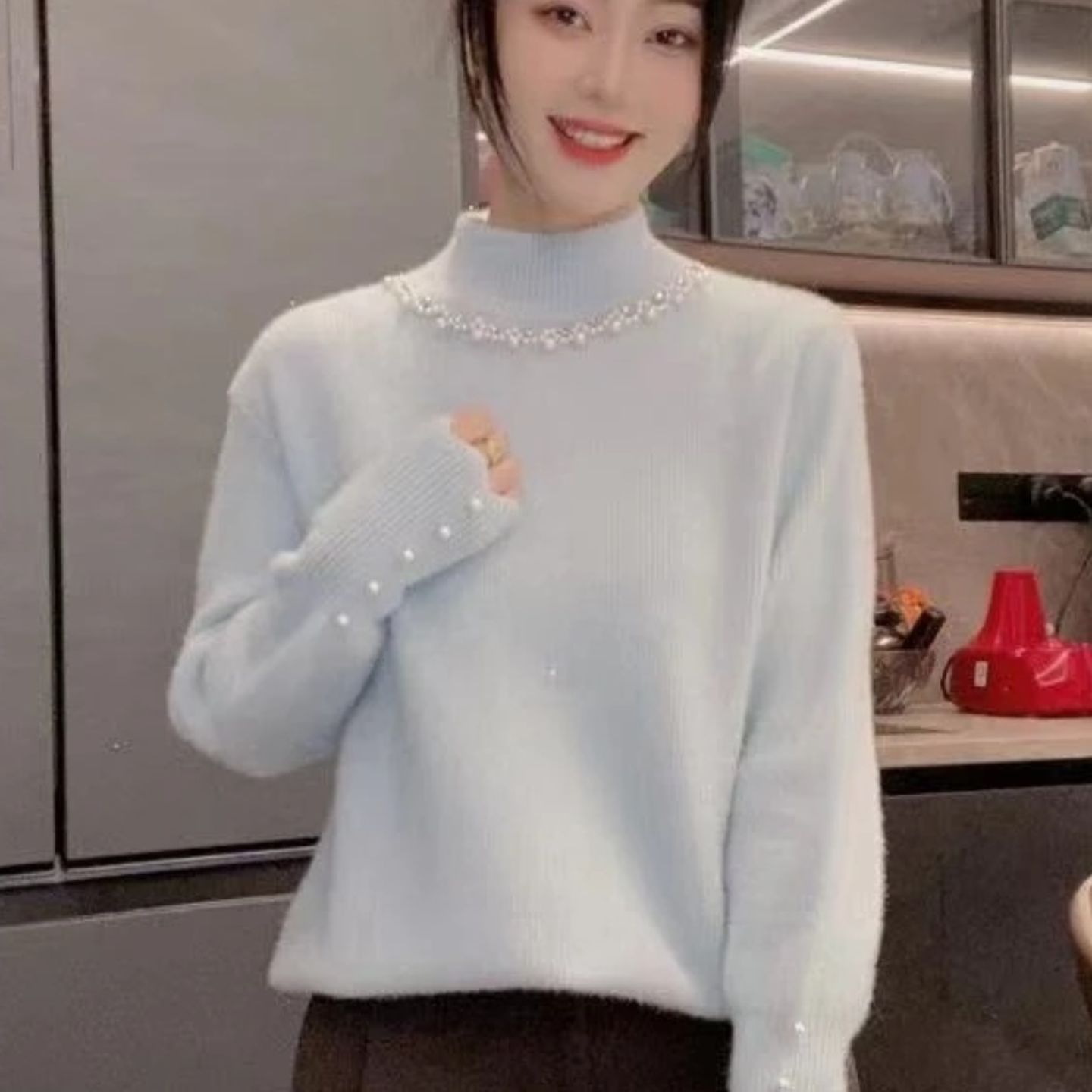 温柔慵懒风钉珠毛衣打底衫女秋冬