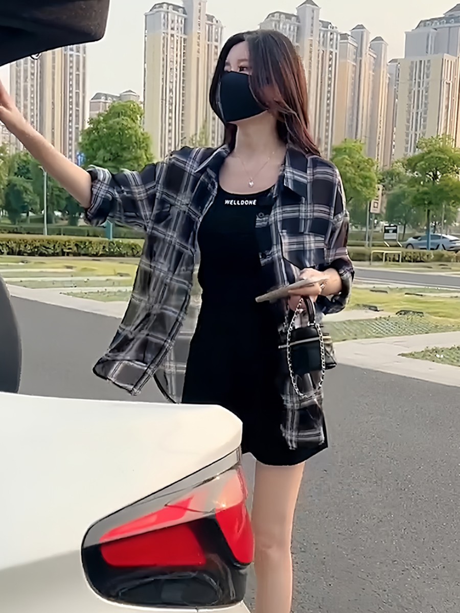 欧货格子防晒衬衫女长袖2024春夏季新款薄款气质减龄休闲宽松上衣
