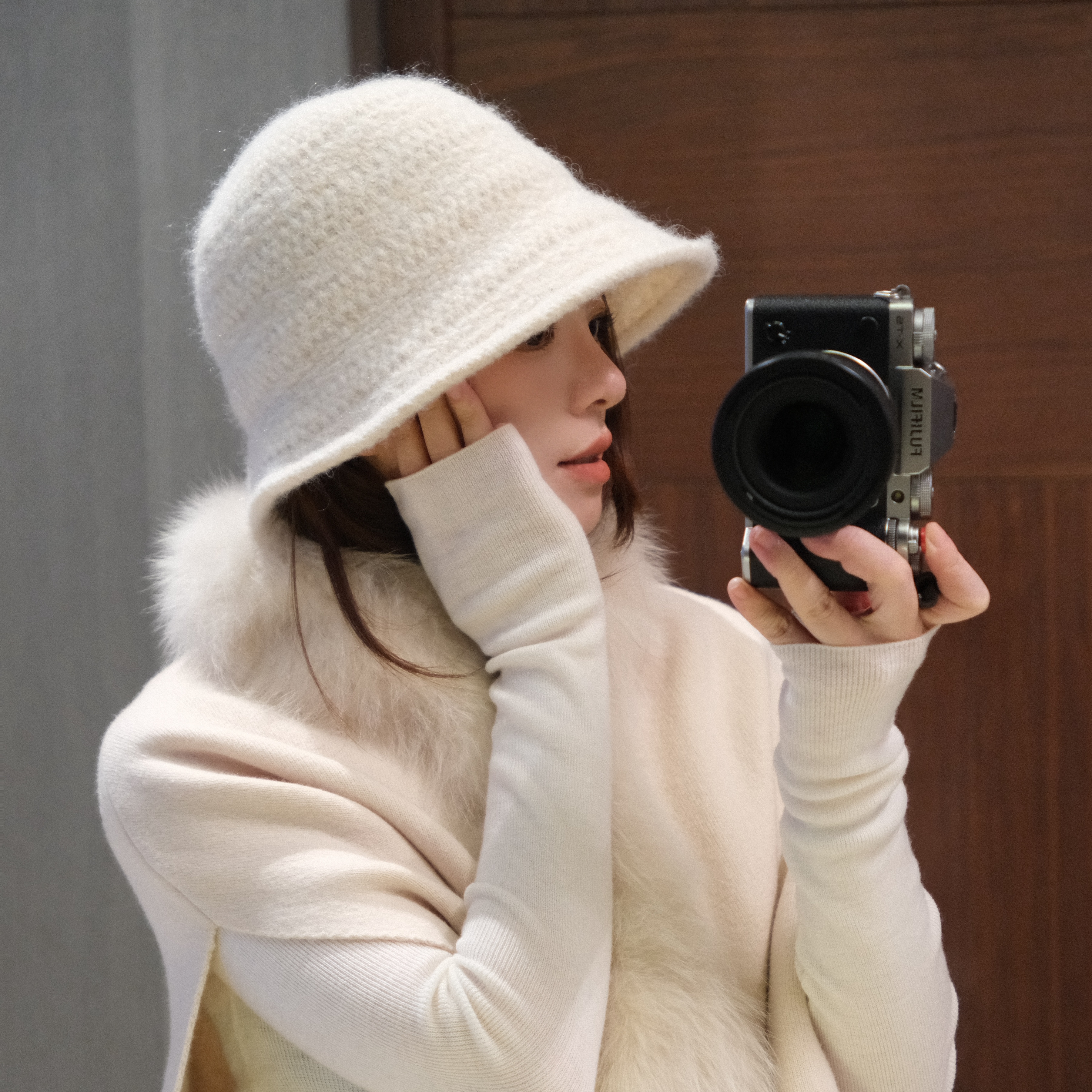 奶fufu毛绒渔夫帽女秋冬显脸小复古百搭针织水桶帽暖护耳盆帽