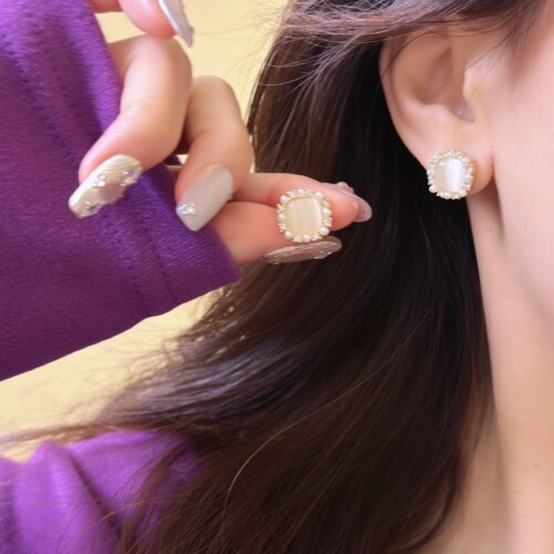 温柔感小方糖猫眼石珍珠耳钉轻奢高级感新款耳饰绝美气质耳环耳夹