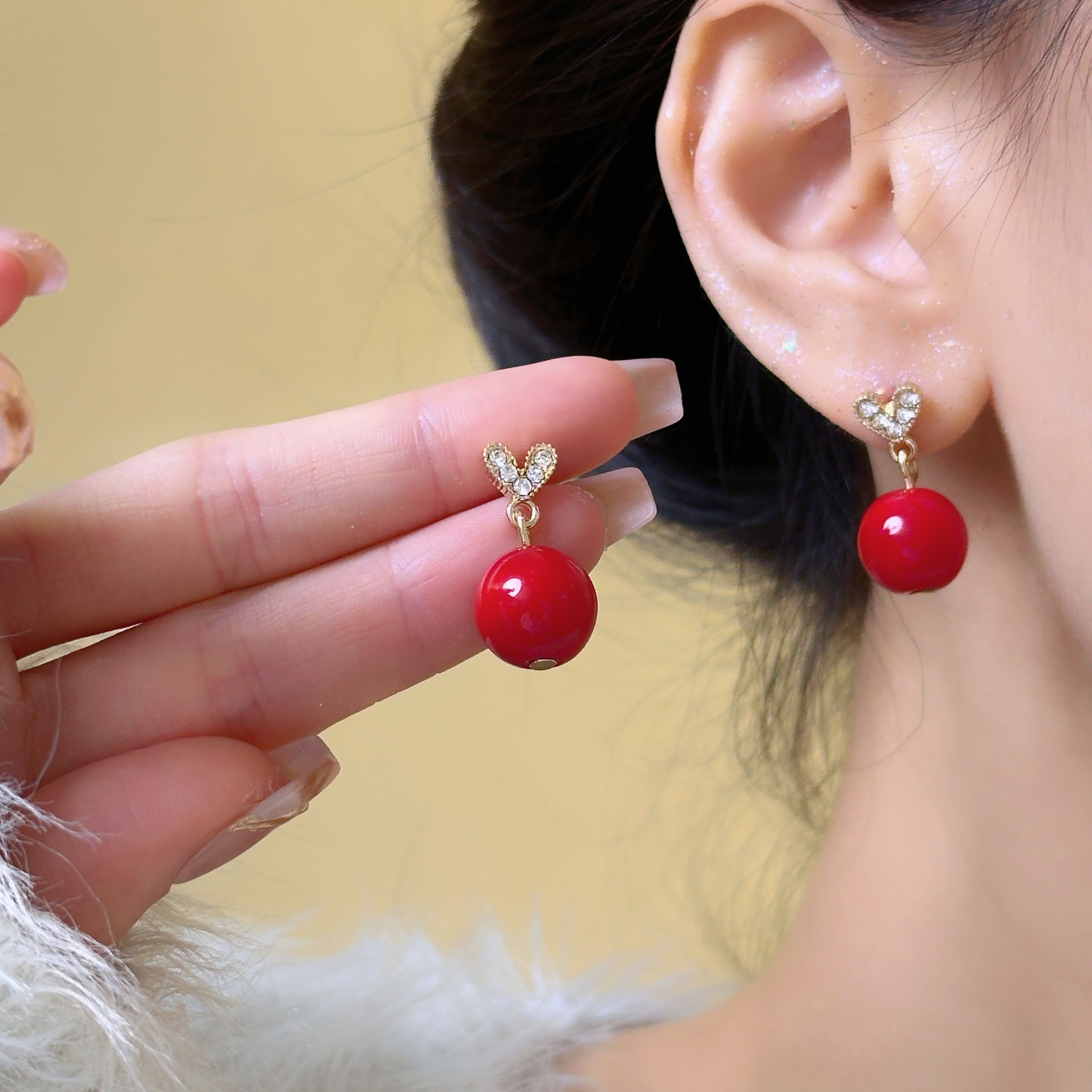 新年红色珠子爱心耳环轻奢高级感耳钉过年喜庆新中式精致耳饰配饰