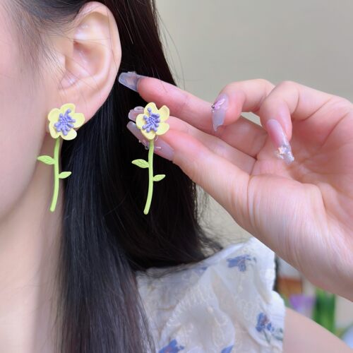 春季清新甜美可爱森系仙女花朵耳钉女春款小众设计感新品耳饰耳环