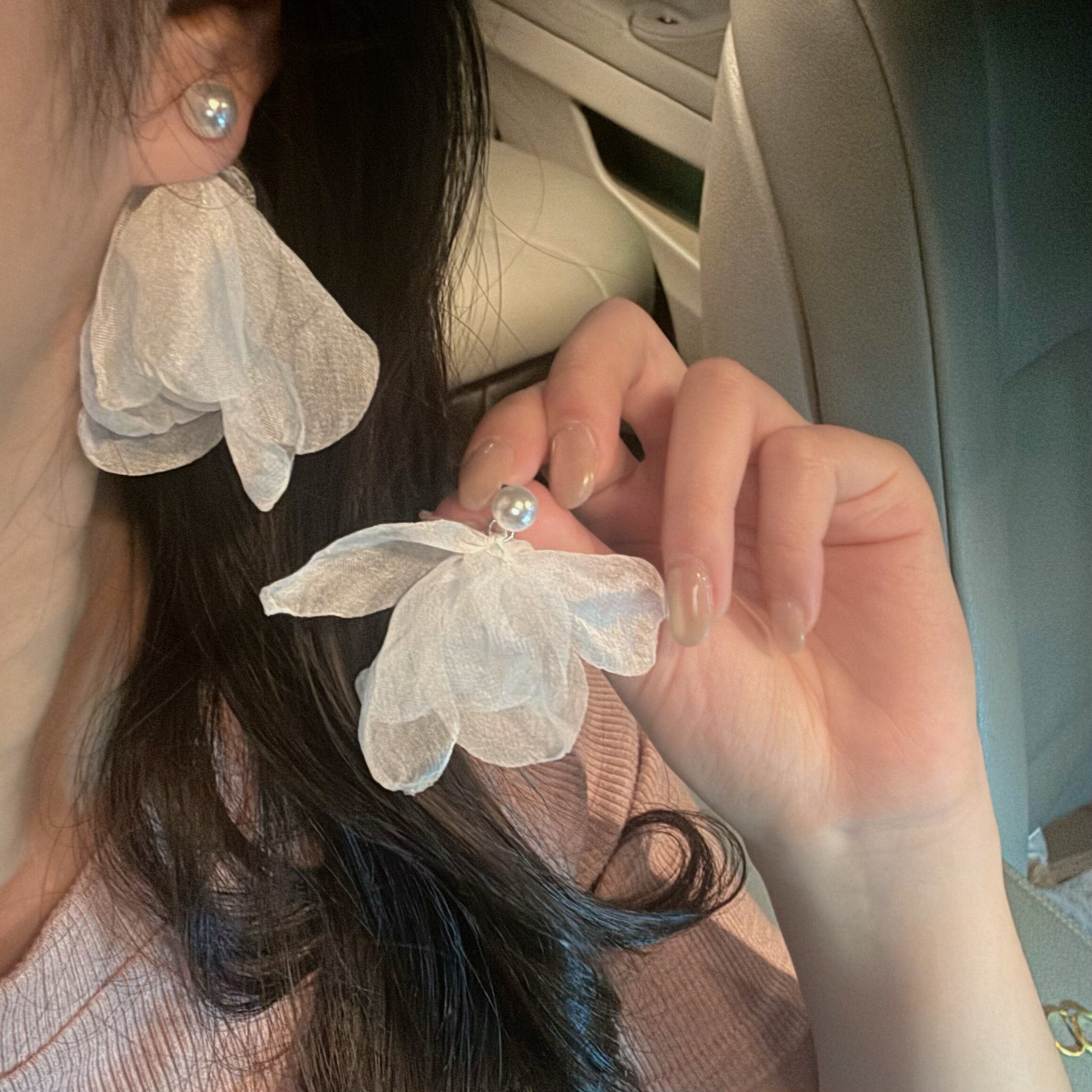 适合春夏仙气花朵珍珠耳环女温柔少女感雪纺纱耳钉度假风森系耳夹