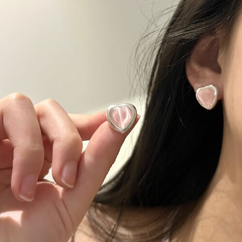 粉色爱心耳环女甜酷优雅浪漫耳钉