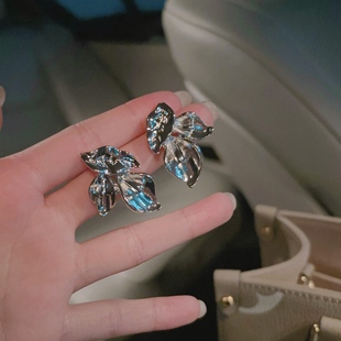 复古冷淡风欧美夸张树叶耳环女小众轻奢高级感耳钉无耳洞耳夹耳饰