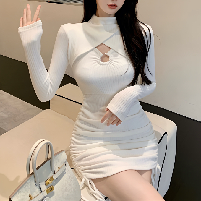 冬季新款别致半高领镂空长袖连衣裙设计感抽绳性感修身显瘦包臀裙