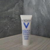 法国wei 姿 温泉矿物水活精华液3ML 极少 成分天然 密集补水