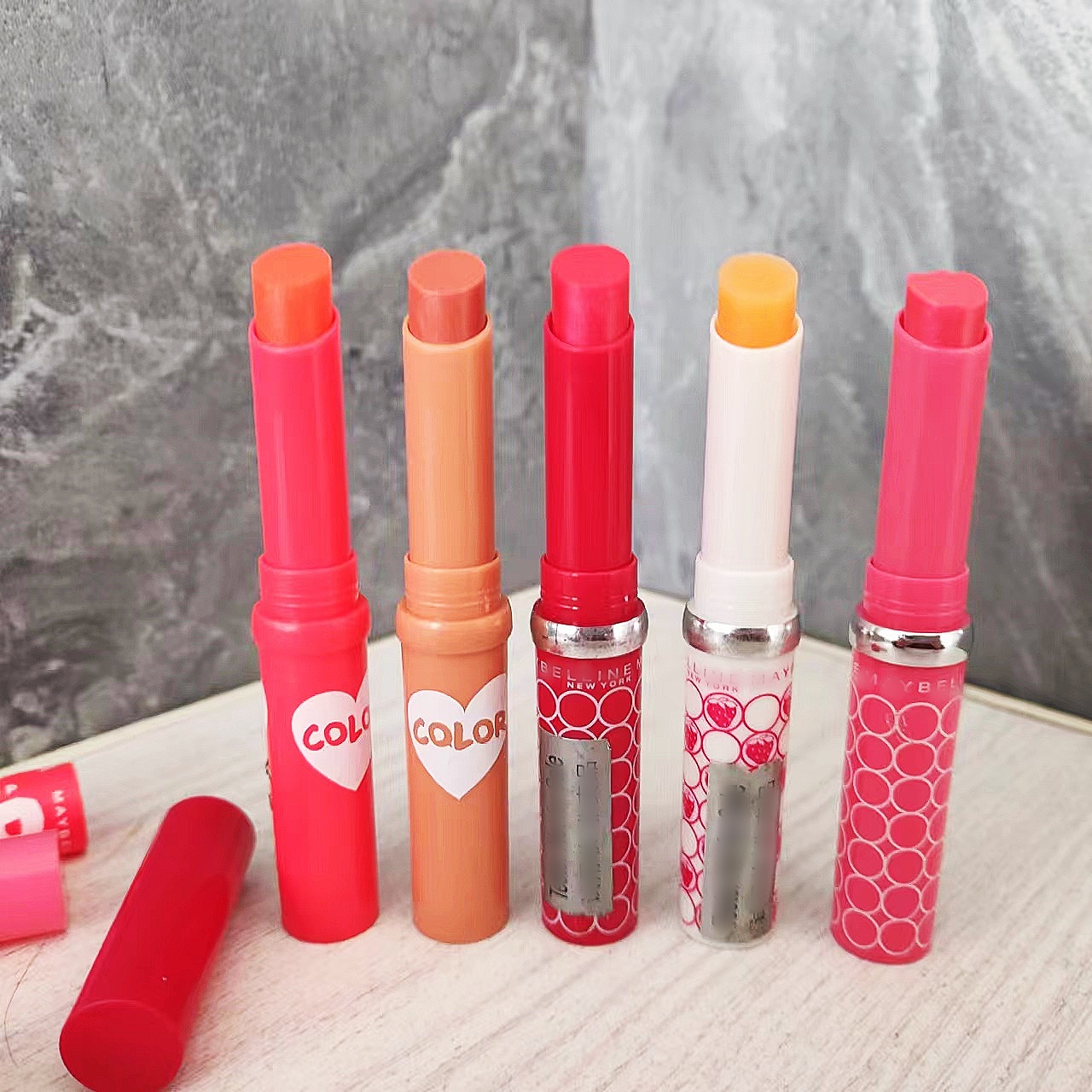 极少！断货王 美美家  蓓爱炫彩润唇膏1.9G  保湿滋润