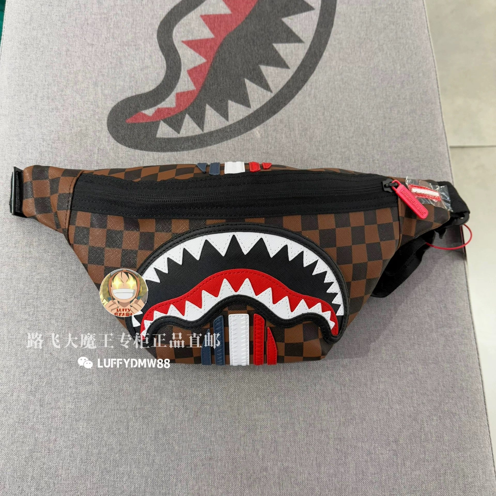 SprayGround专柜正品 鲨鱼嘴W1115712男女潮流大容量学生书包电脑
