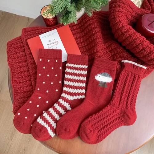 4 Pairs Vibrant Red Noodle Patterned Socks Colorful White En