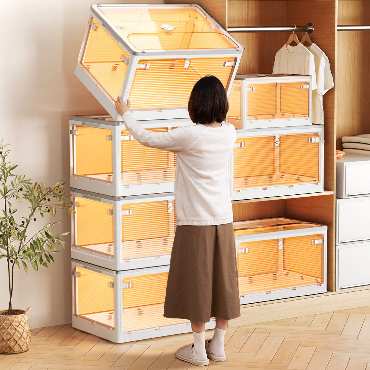 日本衣服收纳箱带轮玩具储物筐盒衣物家用衣柜置物透明折叠整理箱