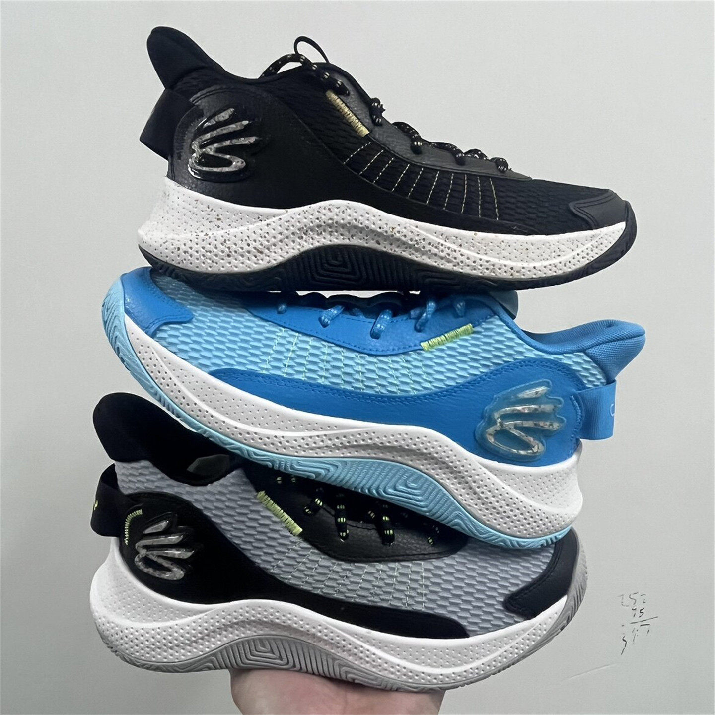 Under Armour/安德玛 Curry 3 Z7缓震回弹支撑网面篮球鞋3026622
