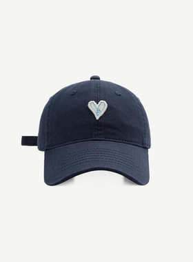 Charn Kiond 帽子设计师联名款爱心刺绣棒球帽韩版简约软顶鸭舌帽