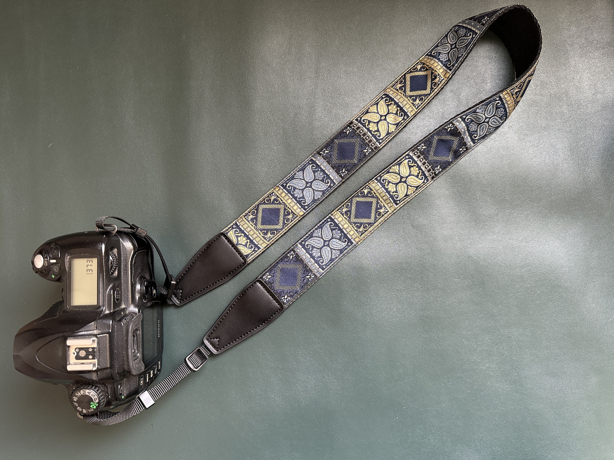 纯手工复古腰果花主题柔软舒适通用相机背带CAMERA STRAP 3C数码配件 相机背带 原图主图
