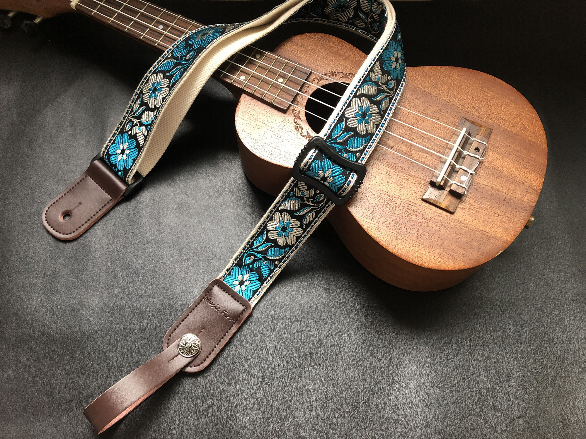 原创百搭通用纯手工尤克里里背带