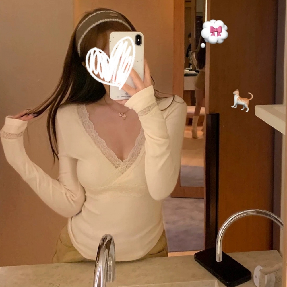 设计感小众蕾丝花边交叉V领T恤