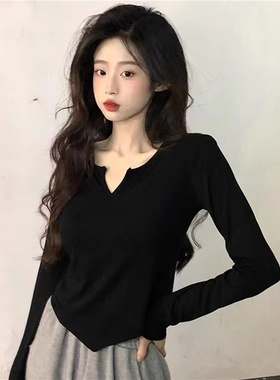 纯欲风辣妹V领长袖T恤女装秋季2024新款白色修身显瘦内搭打底上衣
