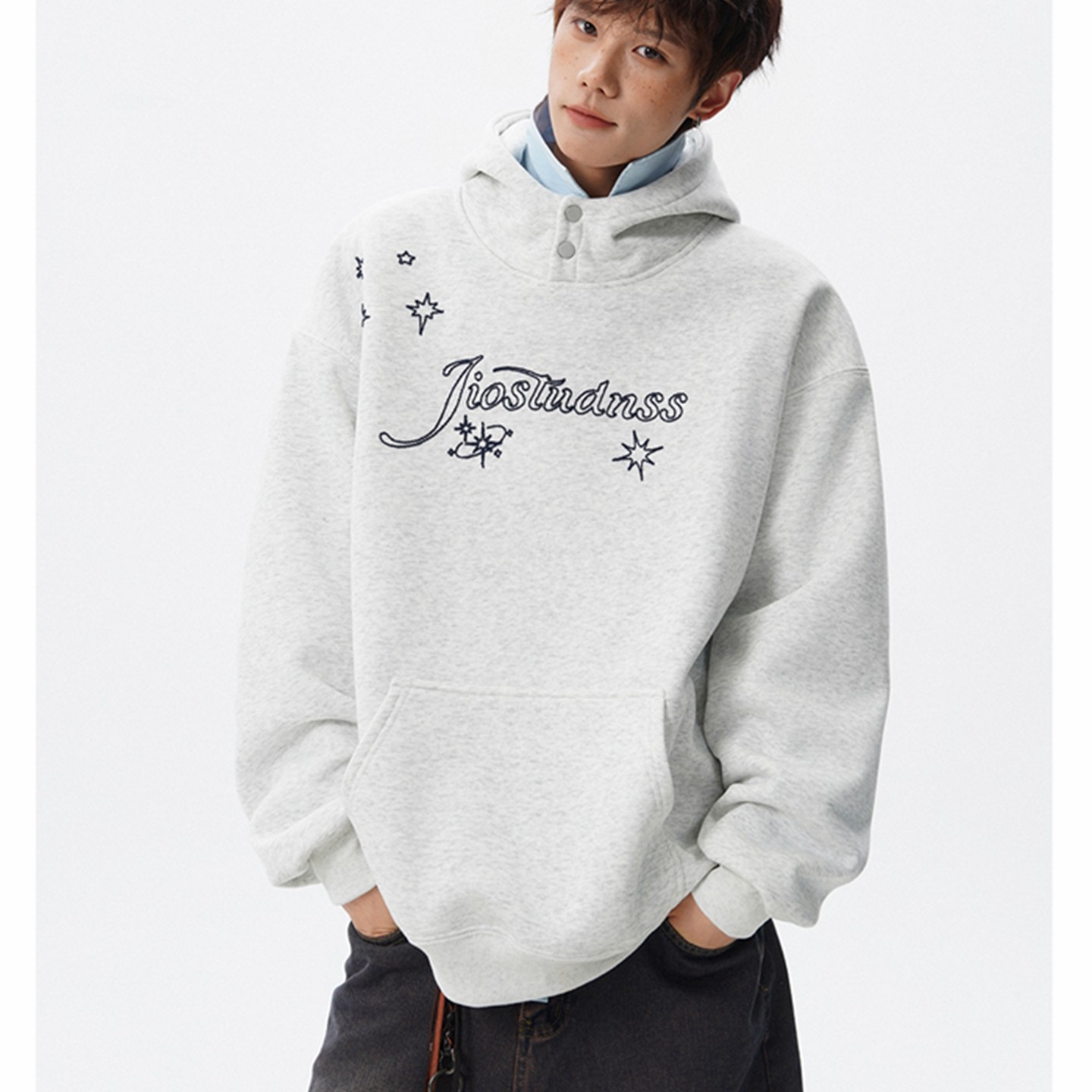 个性连帽两粒扣印花男女同款上衣青少年学生加厚挺阔内搭潮牌卫衣