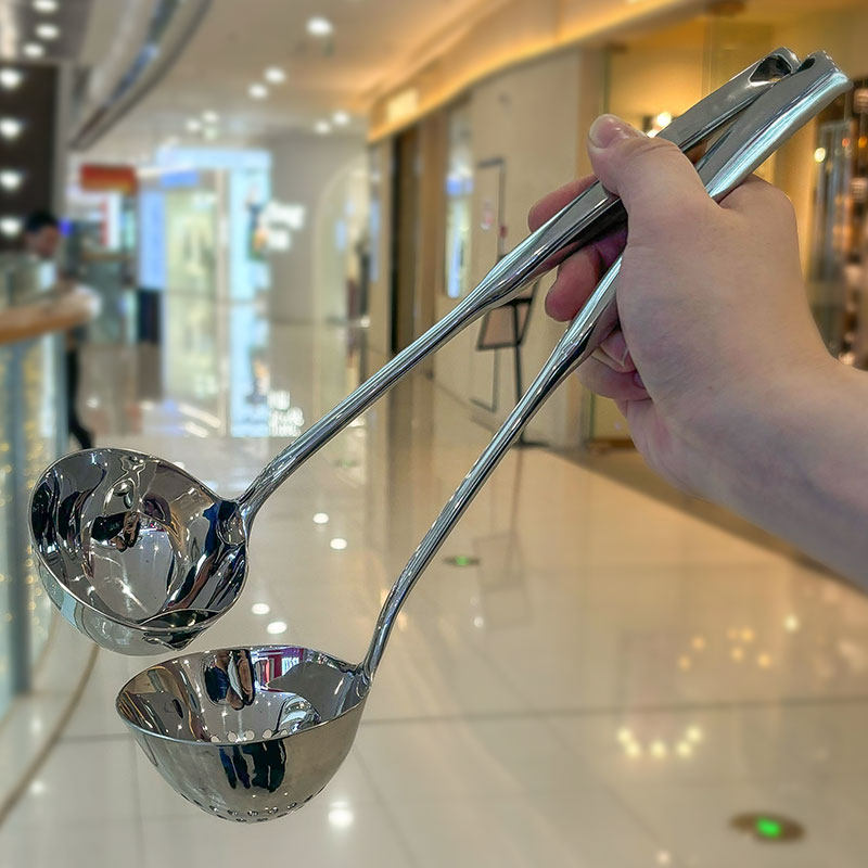 304不锈钢汤勺大号盛汤食品级加深火锅勺长柄勺子家用加厚大漏勺,厨房/烹饪用具,汤勺,淘宝优惠券,粉丝福利购,淘宝优惠卷