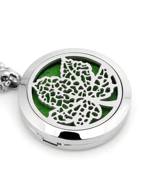 钛钢扩香精油饰品镂空树叶吊坠