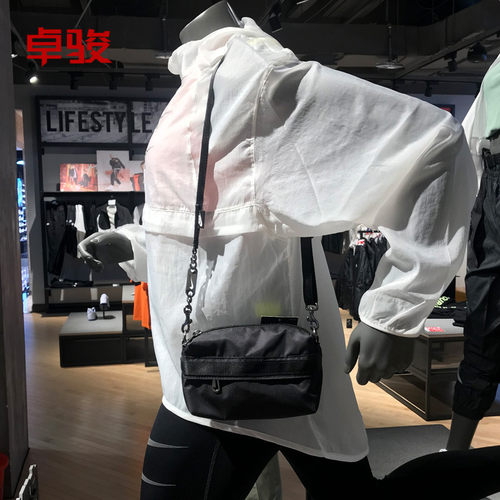 耐克nike时尚高街尼龙腋下复古