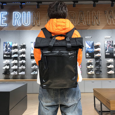 耐克NIKE双肩背包学生书包豆沙包