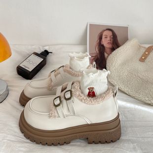 油桃Yoto米白加绒松糕小皮鞋女乐福英伦2022冬季厚底复古jk棉鞋