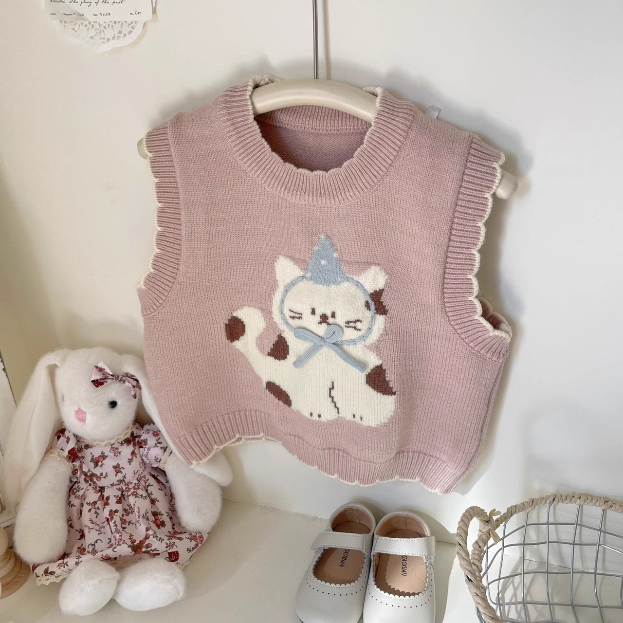 女宝宝针织衫马甲背心卡通毛衣