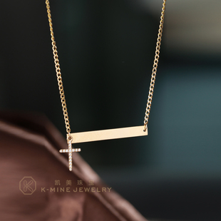 钻石十字架项链可刻字 凯美珠宝18K金长方条锁骨链欧美冷淡风个性
