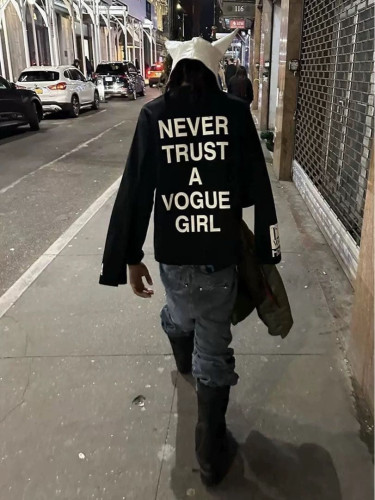 HOOD BY AIR x VOGUE NEVER TRUST A VOGUE GIRL档案长袖