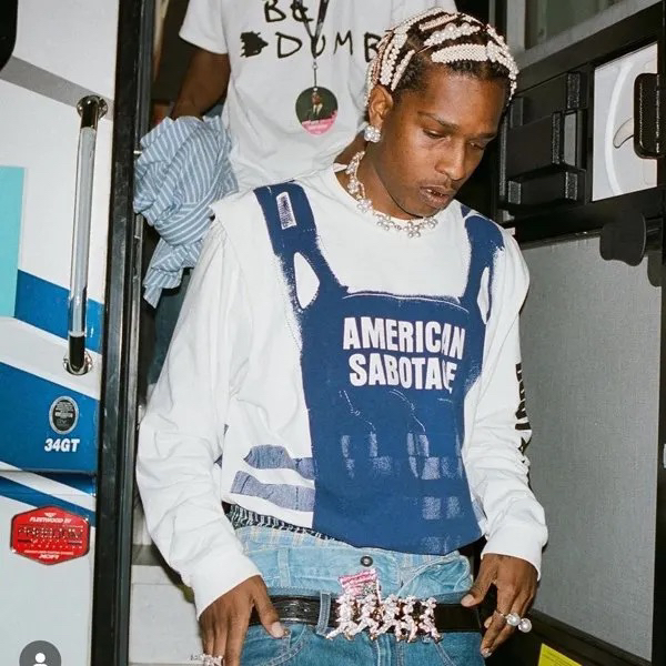 AWGE / BULLET PROOF LONG SLEEVE TEEA$AP Rocky防弹背心长袖T恤