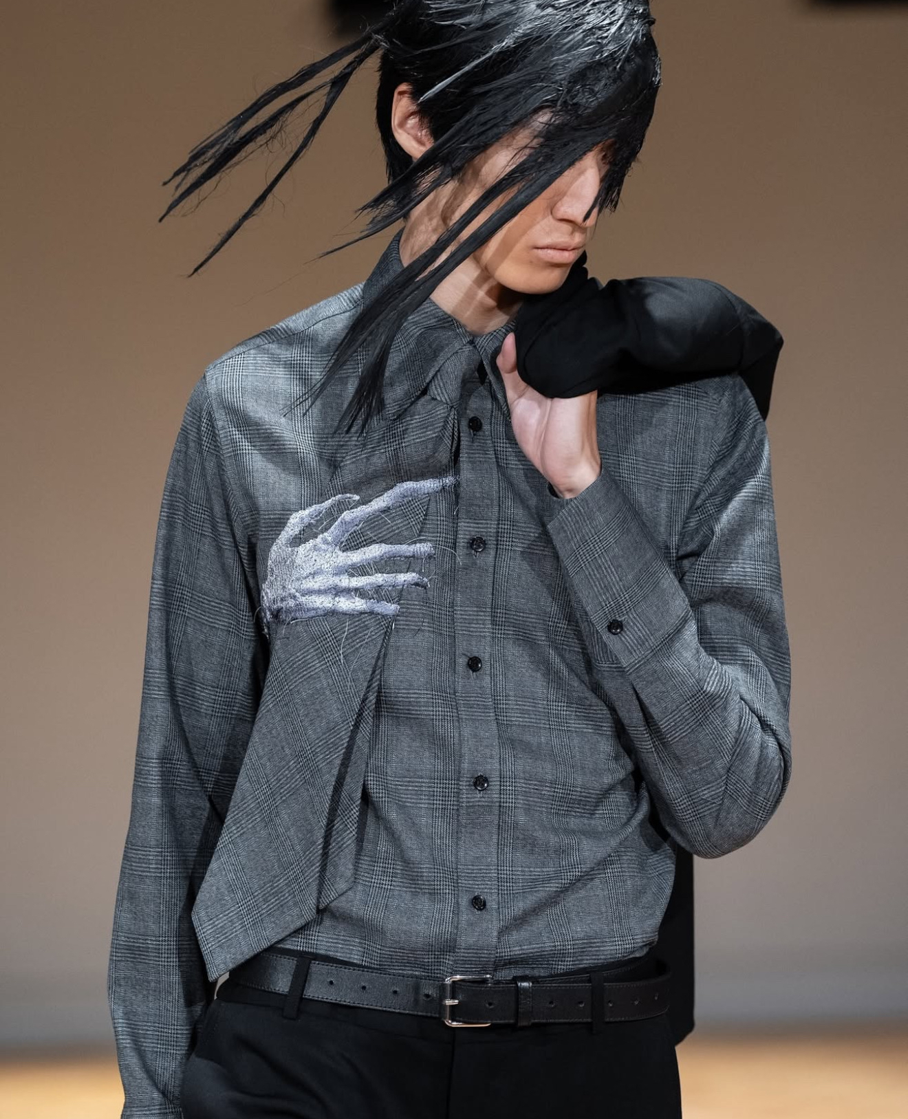 ORIMI HANDY TIED UP SHIRT 25SS新款鬼手領(lǐng)帶刺繡襯衫