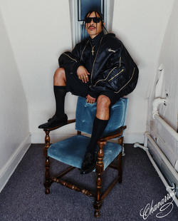 Willy Chavarria BAD BOOMBER 十字吊坠廓形黑色夹克外套