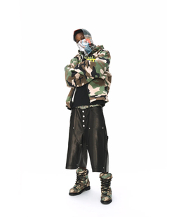 Doncare 26SS水钻宽松皮短裤