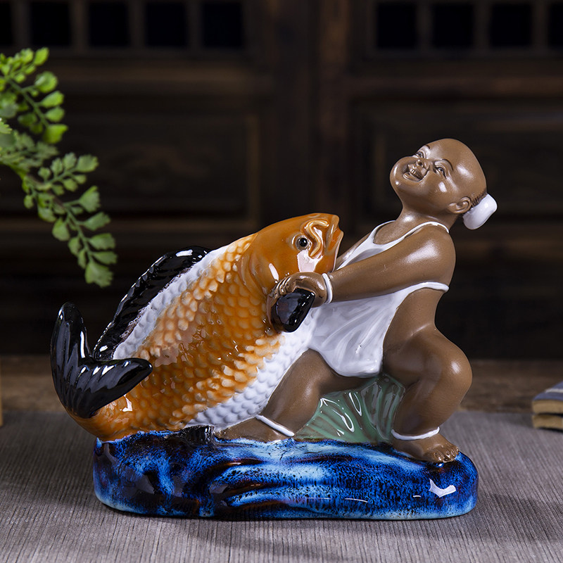 新款石湾陶瓷雕塑人物农家乐餐厅客厅装饰品摆件年年有鱼人壮鱼肥