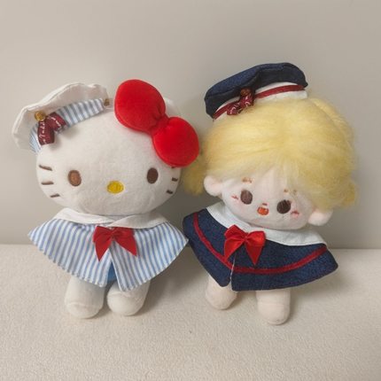 跨境10CM棉花娃娃衣服hellokitty娃衣KT猫海军风帽子披风套装公仔