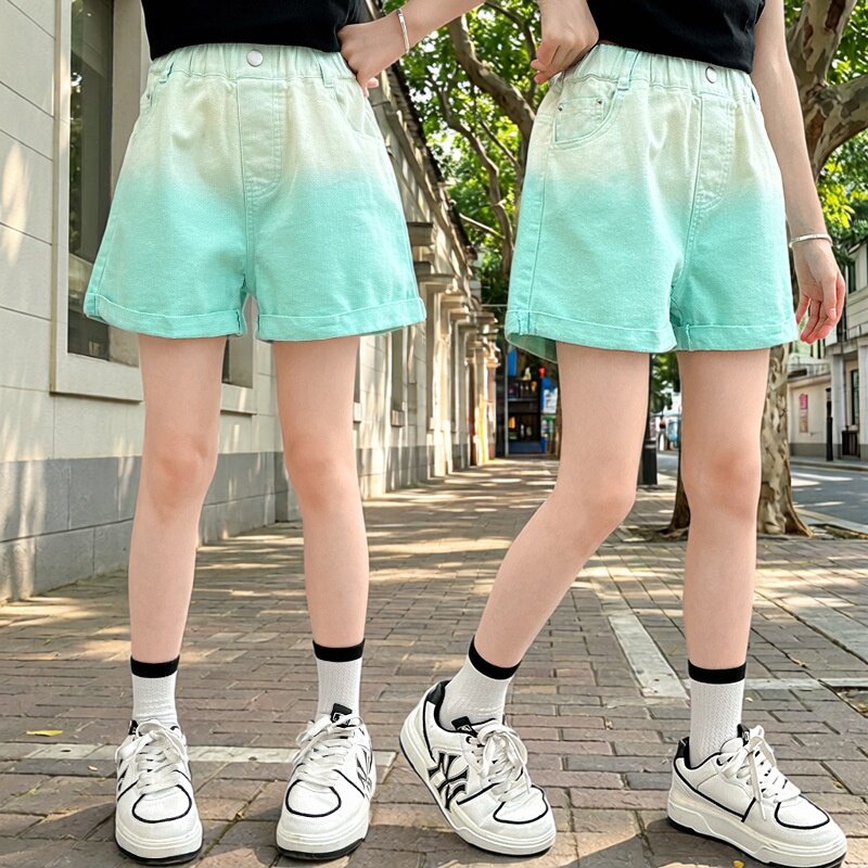 女童夏季2026新款女孩洋气时髦女宝宝渐变色牛仔短裤薄款休闲宽松