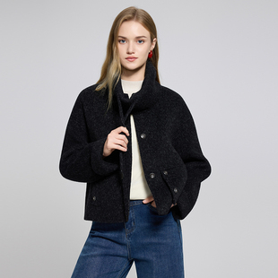 她图高级感气质短款双面呢外套女2025冬季新款带围脖保暖呢子大衣